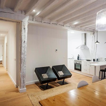 Apartamento Minimalista En El Corazon De ビルバオ エクステリア 写真