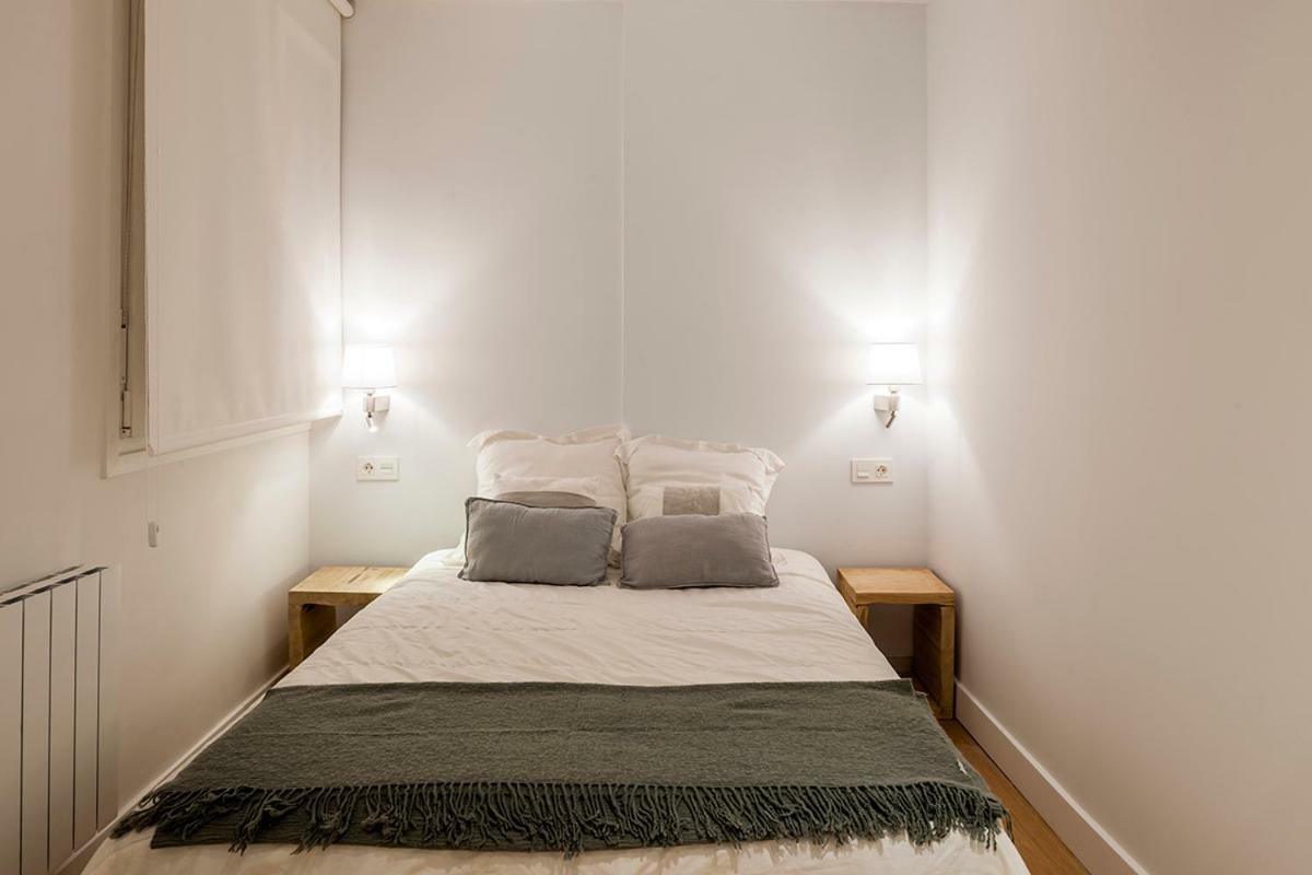 Apartamento Minimalista En El Corazon De ビルバオ エクステリア 写真